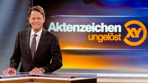 Aktenzeichen XY-Moderator Rudi Cerne. - Foto: ZDF und Nadine Rupp