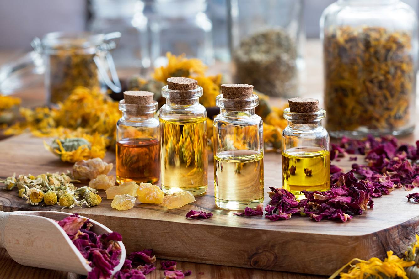 Aromatherapie mit ätherischen Ölen