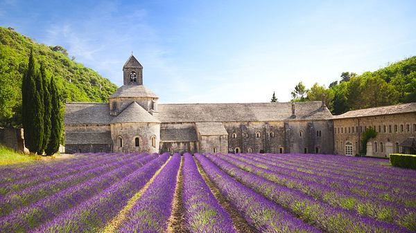 Kosmetik & Co.: Beauty aus dem Kloster - Foto: Brzozowska / iStock