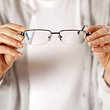 Worauf sollte ich beim Kauf neuer Brillengläser achten? - Foto: seb_ra / iStock