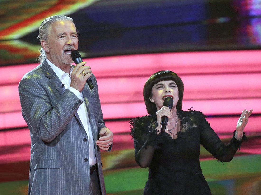 In der ZDF-Show von Carmen Nebel geben sich diesmal unter anderem Patrick Duffy und Mireille Mathieu die Ehre. In der ZDF-Show von Carmen Nebel geben sich diesmal unter anderem Patrick Duffy und Mireille Mathieu die Ehre.