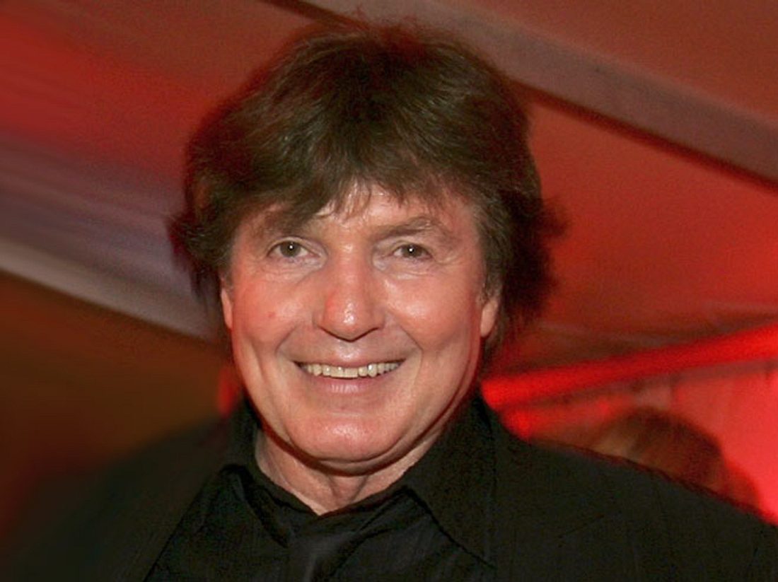 Schlagersänger Chris Roberts ist im Alter von 73 Jahren gestorben. Schlagersänger Chris Roberts ist im Alter von 73 Jahren gestorben.