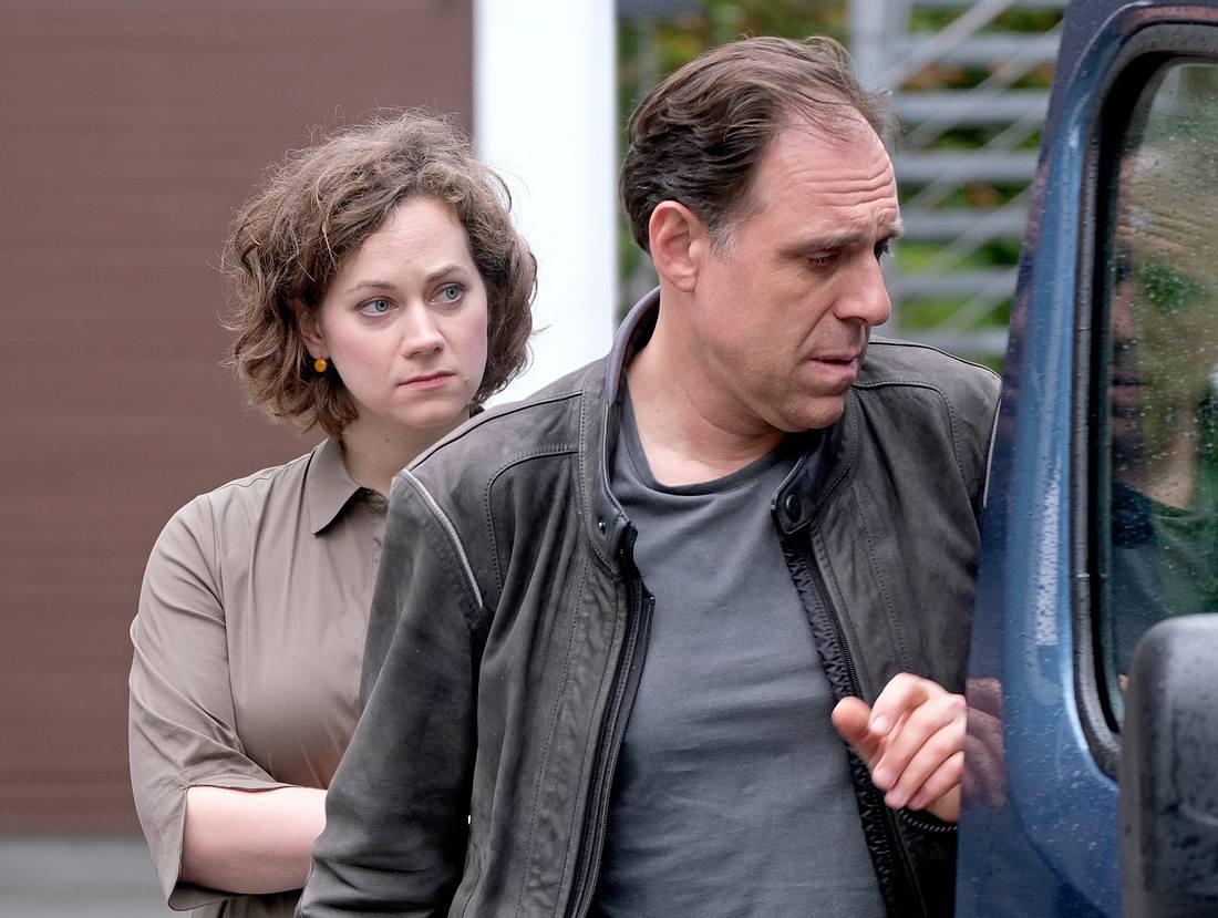 Christin Balogh mit Thomas Loibl in 'Annie - kopfüber ins Leben'. Christin Balogh mit Thomas Loibl im ZDF-Film 'Annie - kopfüber ins Leben'.