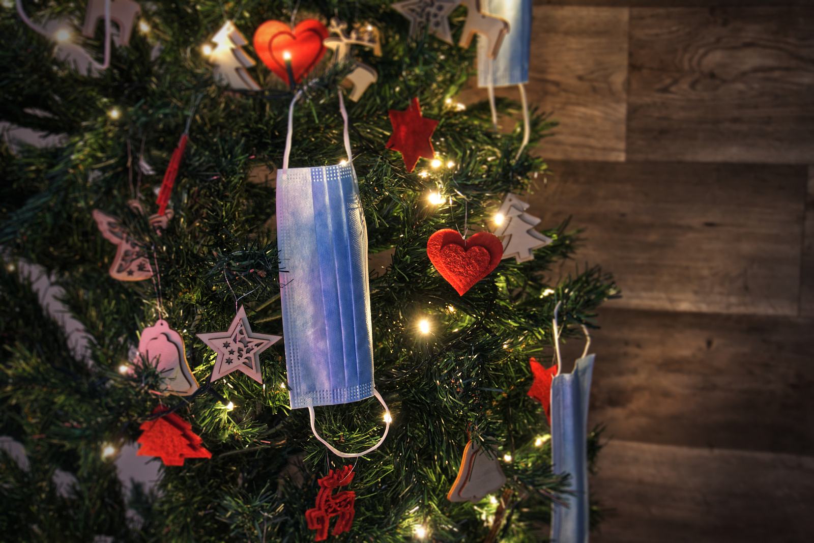 Ganz deutschland wartet gespannt auf die maßnahmen, die die bundeskanzlerin mit dem kabinett beschließt. Corona Regeln . Corona-Regeln für die Feiertage: So wird Weihnachten 2020 ...