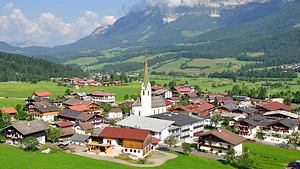 Der Bergdoktor-Drehort Ellmau. - Foto: Eurotravel / iStock