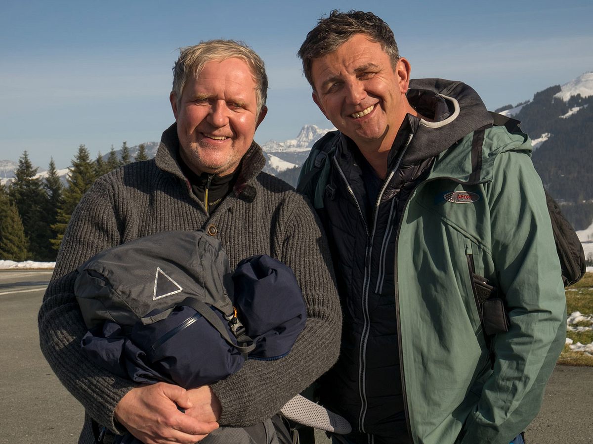 Harald Krassnitzer und Hans Sigl drehen gemeinsam für 'Der Bergdoktor'.