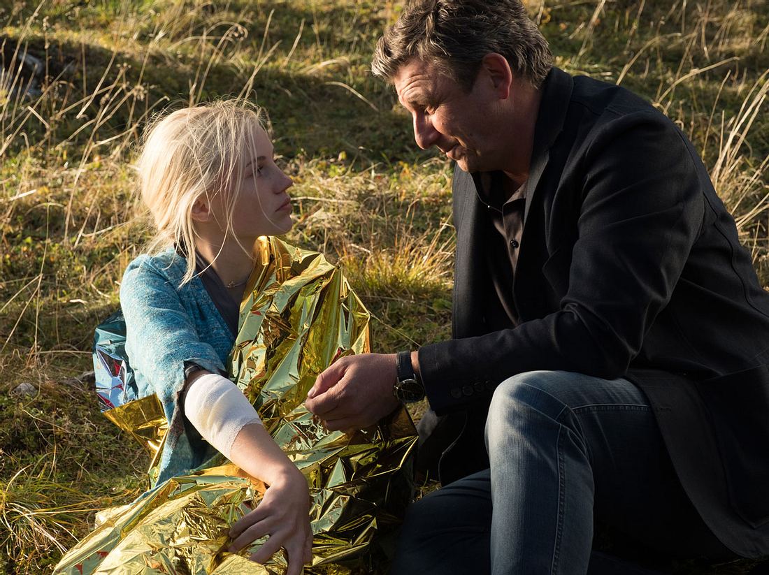 Der Bergdoktor: Martin deckt Adoptions-Drama auf Der Bergdoktor: Martin deckt Adoptions-Drama auf