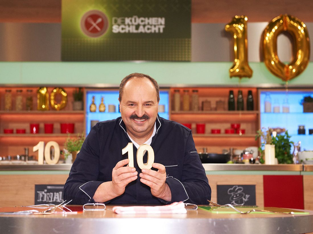 Johann Lafer moderiert die Jubiläumswoche zum 10. Geburtstag von Die Küchenschlacht. Johann Lafer moderiert die Jubiläumswoche zum 10. Geburtstag von Die Küchenschlacht.