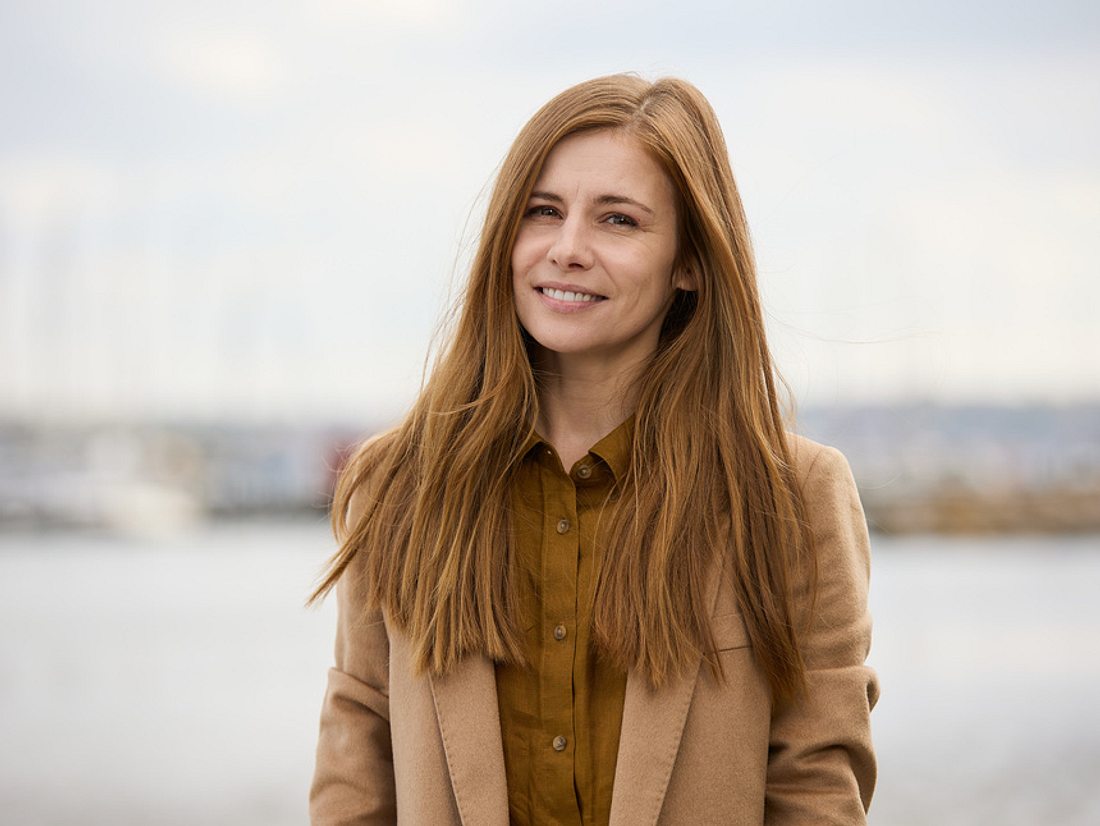 Josephine Preuß spielt Charlie Jansen Josephine Preuß spielt Charlie Jansen