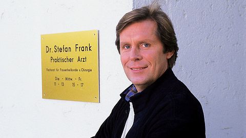Sigmar Solbach begeisterte als Dr. Stefan Frank.  - Foto: RTL / Elke Werner