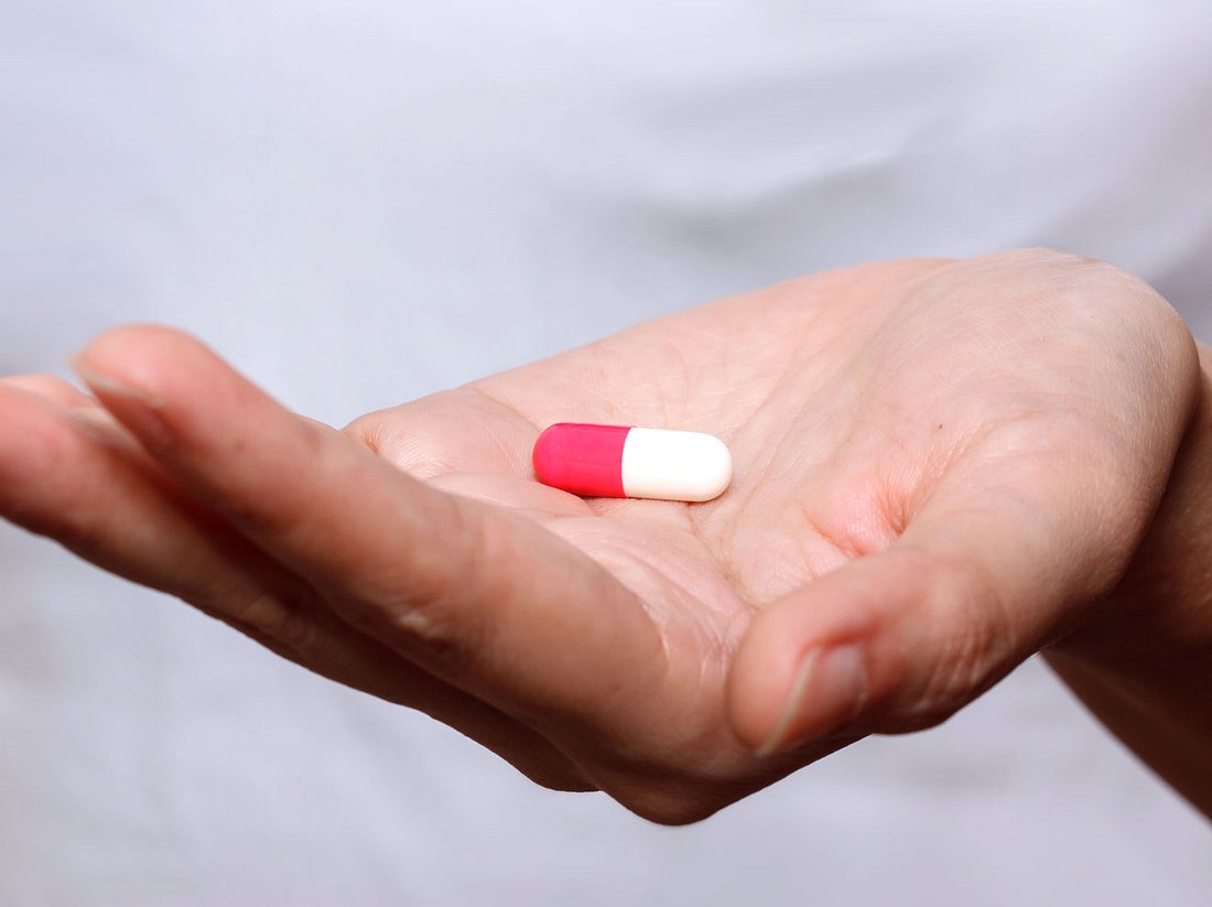 Was Sie bei der Einnahme von großen Tabletten beachten sollten.