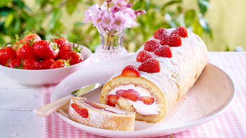 Erdbeer-Biskuitrolle. - Foto: House of Food