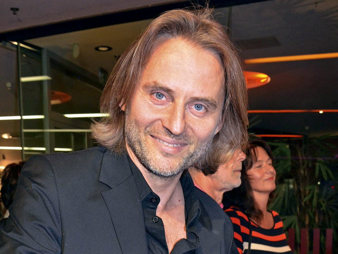 Erich Altenkopf spielt Dr. Michael Niederbühl in 'Sturm der Liebe'.