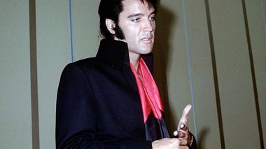  Elvis Presley hat den Tod seiner Mutter nie verkraftet.  - Foto: Michael Ochs Archives / Getty Images