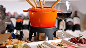 Fondue: Ein Klassiker an Festtagen - fünfmal anders - Foto: COSPV / iStock