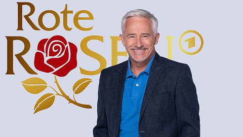 Gerry Hungbauer vor dem Rote Rosen-Logo. - Foto: ARD / Thorsten Jander, ARD (Fotomontage)