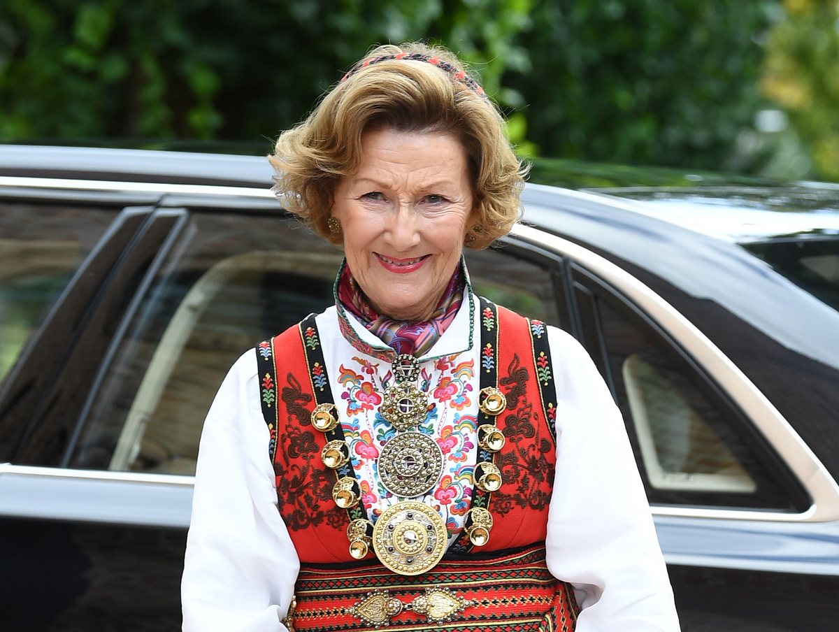 Königin Sonja an der Konfirmation von Prinz Sverre Magnus.