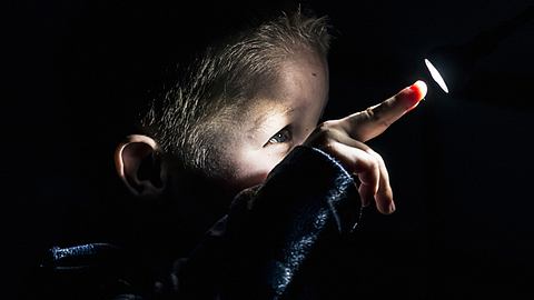 Licht-Ritual für kranke Kinder
