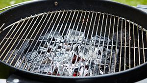 Grillrosten reinigen: Die besten Tipps - Foto: PGStudija / iStock