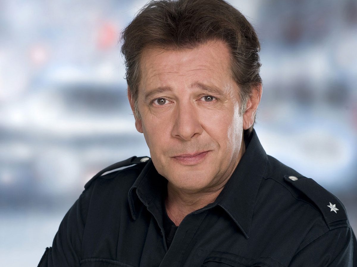 Jan Fedder in seiner Paraderolle als Polizist Dirk Matthies im 'Großstadtrevier'.