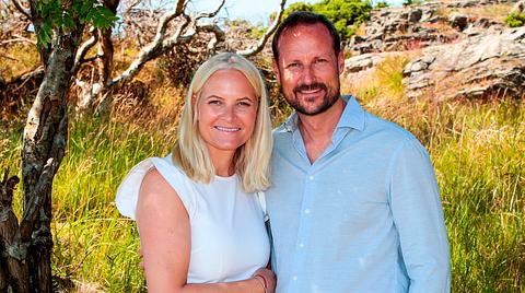 Mette-Marit und Haakon sind seit fast 20 Jahren verheiratet. - Foto: GettyImages/LISA ASERUD