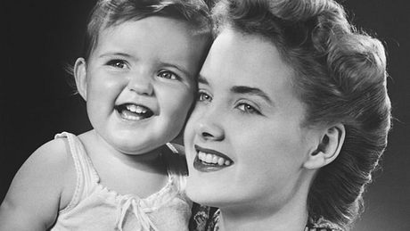 Welche Vornamen für Babys waren in den Jahren 1945 bis 1965 besonders beliebt? - Foto: George Marks / iStock