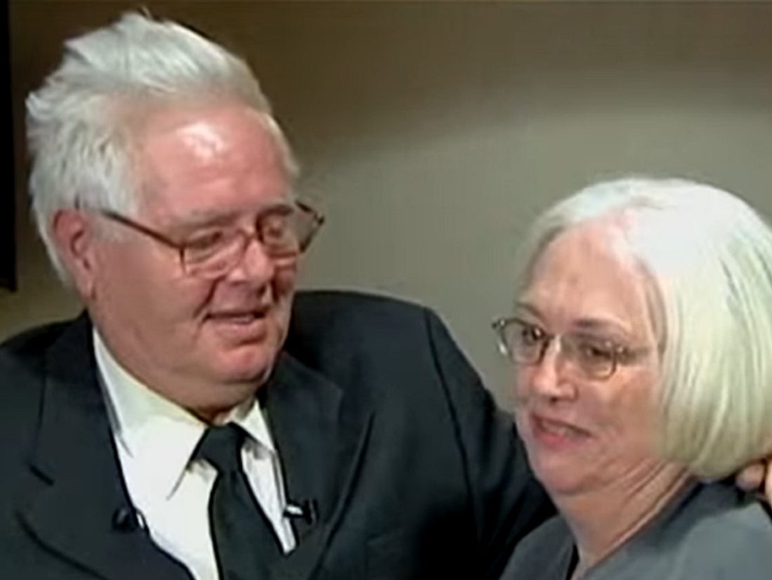 Clifford und Betty haben ihre jahrzentelange Trennung endlich überwunden. Die Geschwister Boyson haben ihre 65 Jahre währende Trennung endlich überwunden.