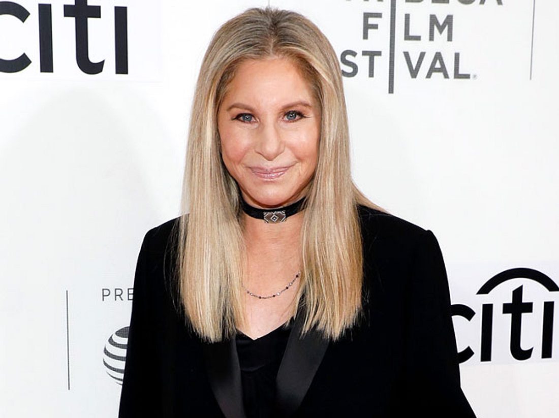 Barbra Streisands Hündin Samantha ist im Alter von 14 Jahren gestorben. Barbra Streisands Hündin Samantha ist im Alter von 14 Jahren gestorben.