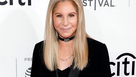 Barbra Streisands Hündin Samantha ist im Alter von 14 Jahren gestorben. - Foto: Taylor Hill / Getty Images