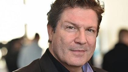 Francis Fulton Smith im Interview - Foto: Hannes Magerstaedt / Getty Images