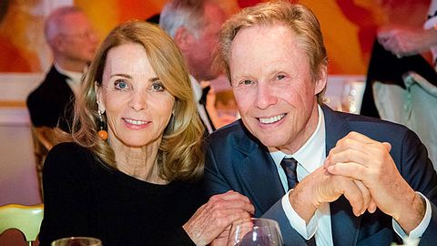 Der Sänger und Schauspieler Peter Kraus ist seit fast 50 Jahren mit Ehefrau Ingrid verheiratet. - Foto: Chris Hofer / Getty Images