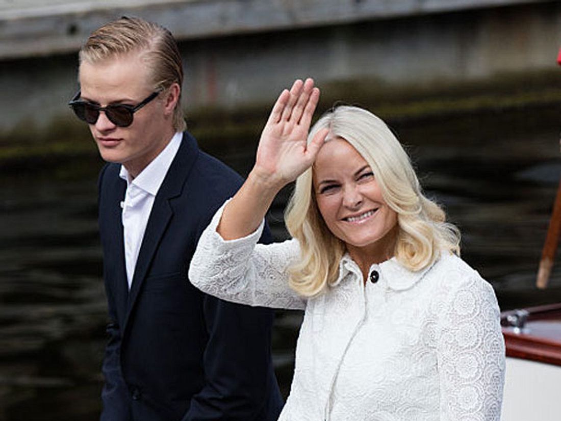 Mette-Marit von Norwegen sorgt sich um Sohn Marius. Mette-Marit von Norwegen sorgt sich um Sohn Marius.