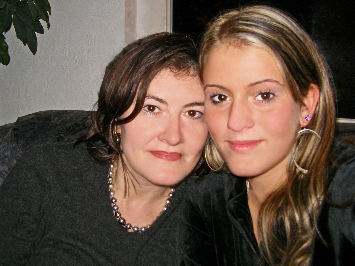 Ina Milert mit ihrer Tochter Lea im Jahr 2006.