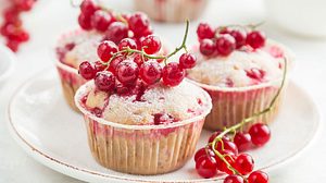 Das Rezept zu Johannisbeer-Muffins. - Foto: Anna_Shepulova / iStock