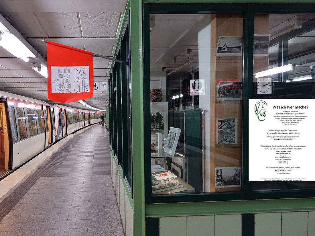 Der Zuhör-Kiosk in der U-Bahnstation Emilienstraße in Hamburg.