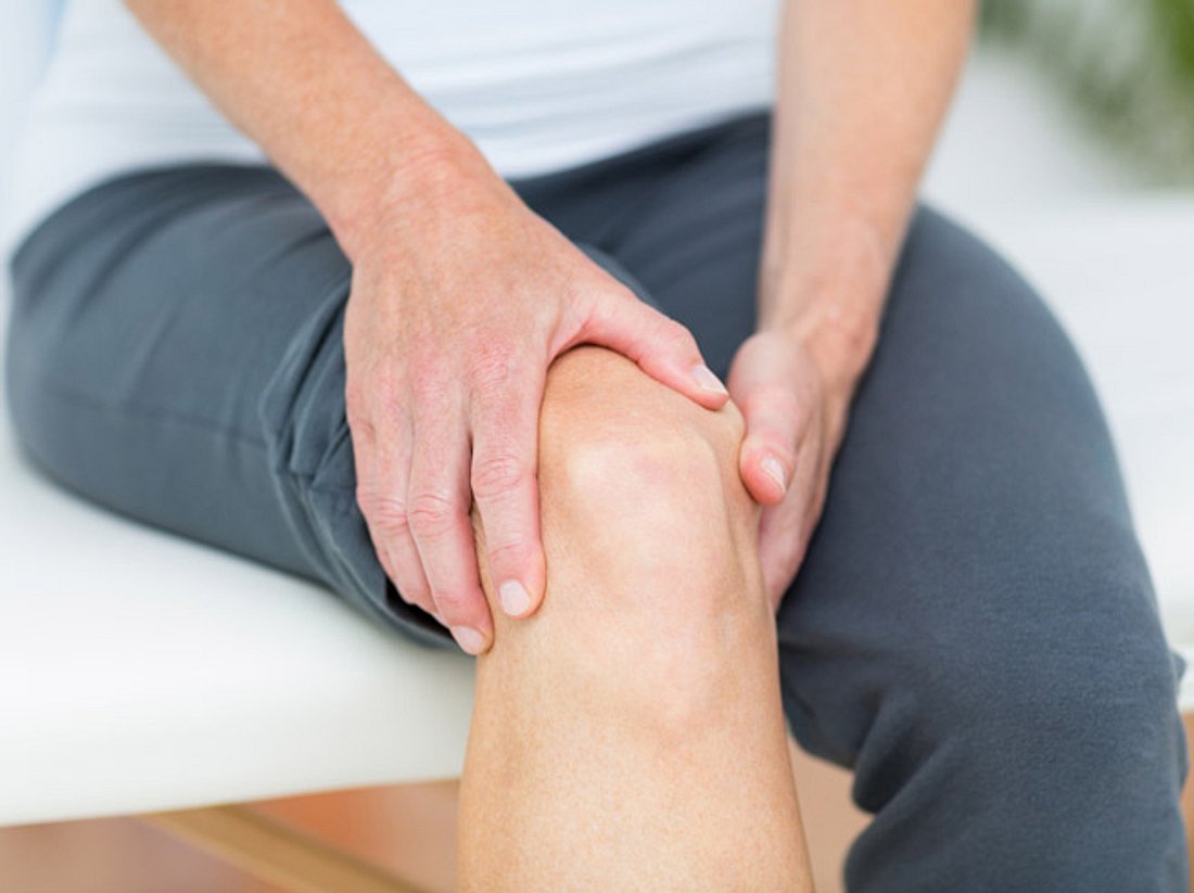 Knie fit halten: Was Frauen beachten sollten