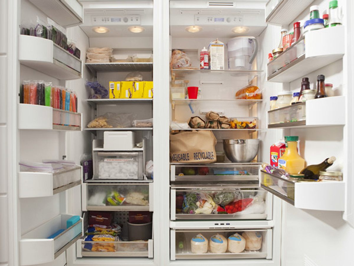 Beim Kühlschrank einräumen müssen Sie die Temperaturen beachten. 