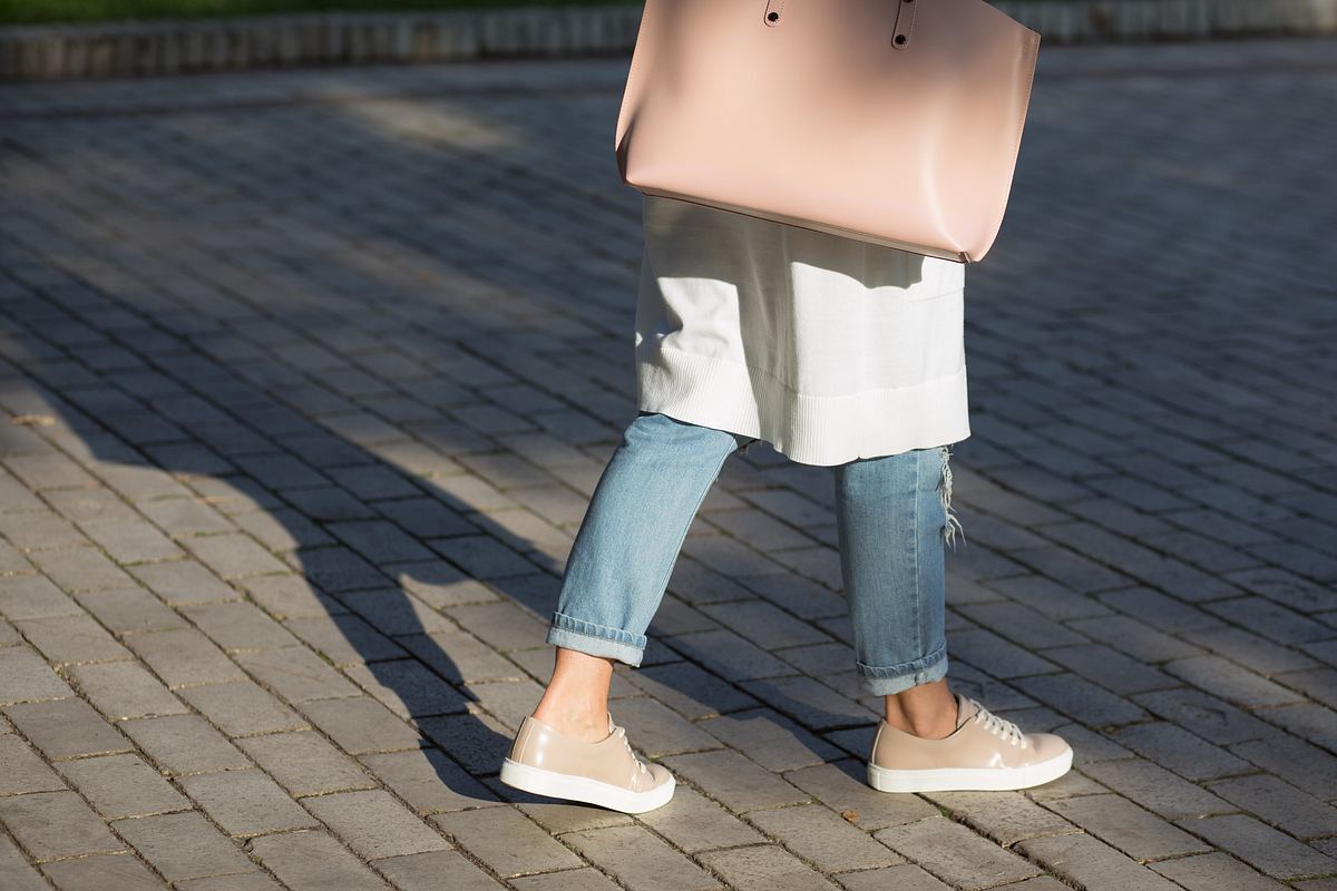 Die perfekte Lederhandtasche für das Büro