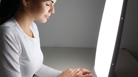 Lichttherapie: Wie Helligkeit Körper und Seele heilt - Foto: Rocky89 / iStock