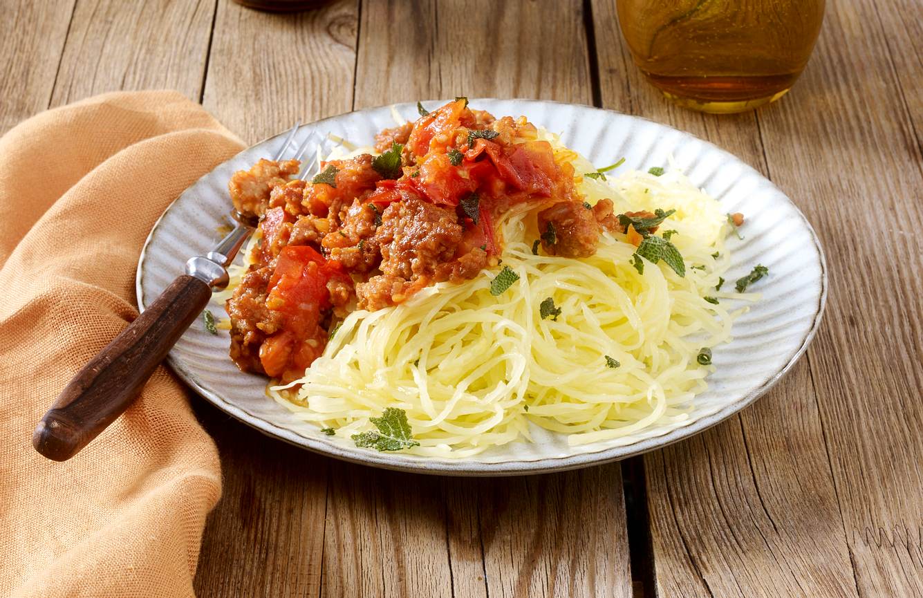 Kürbis-Spaghetti-Bolognese. Low Carb Kürbis-Spaghetti-Bolognese.