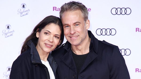 Die Schauspieler Marco Girnth und Katja Woywood - Foto: Getty Images /  Christian Marquardt