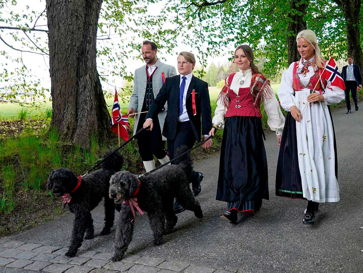 Nationalfeiertag in Norwegen mit der Kronprinzenfamilie am 17. Mai 2020.
