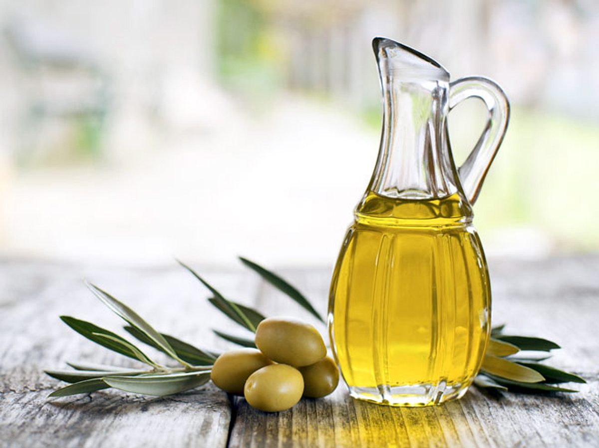 Eine Studie kommt zu dem Ergebnis, dass natives Olivenöl vor Alzheimer schützen kann.