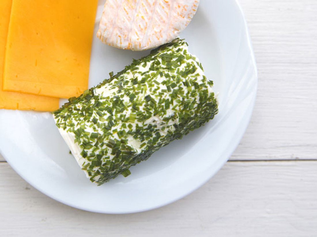 In Frischkäse kann sich Gelatine verstecken, die nicht vegetarisch ist. In Frischkäse kann sich Gelatine verstecken, die nicht vegetarisch ist.