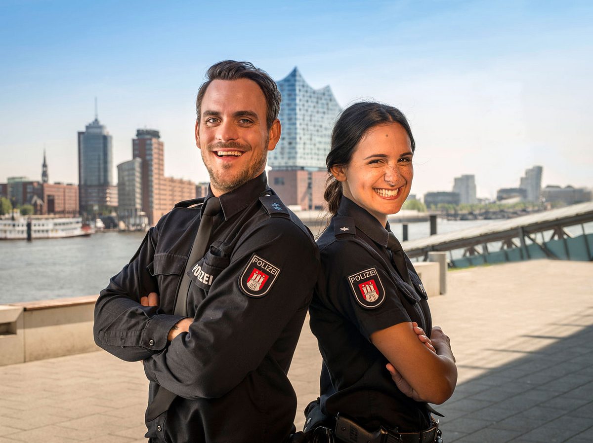 Polizeimeister Kristian Kris Freiberg (Marc Barthel) und Polizeikommissarin Pinar Aslan (Aybi Era) sind neu bei 'Notruf Hafenkante'.