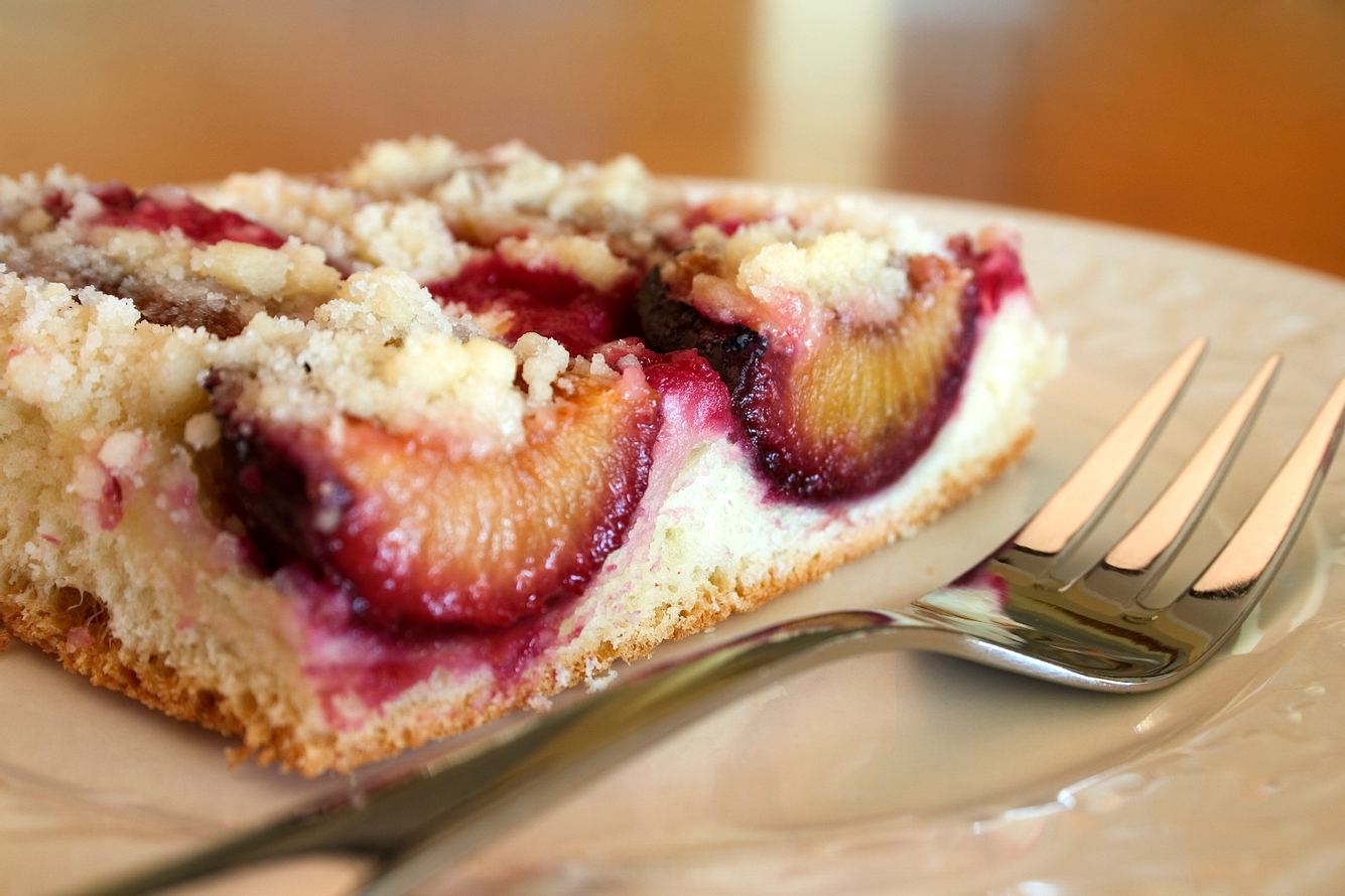 Pflaumenkuchen mit Streuseln. Pflaumenkuchen mit Streuseln.