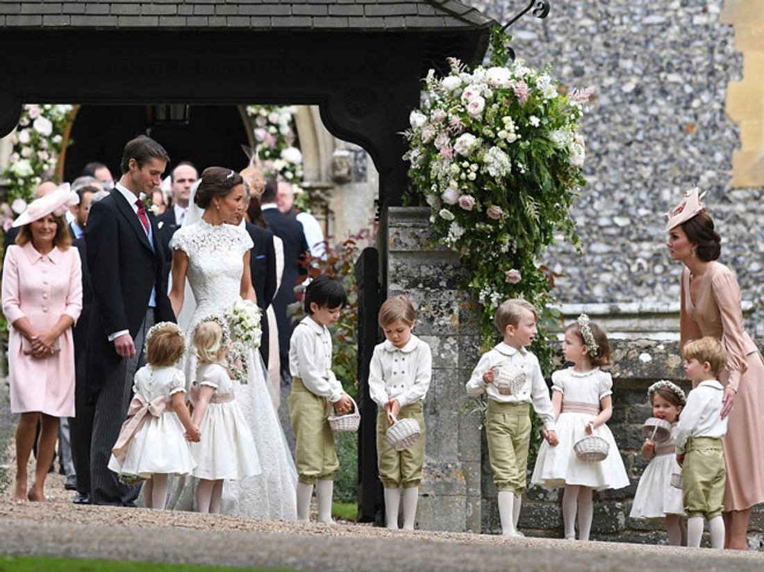 Kate sorgte sich bei Pippas Hochzeit um die Blumenkinder. Kate sorgte sich bei Pippas Hochzeit um die Blumenkinder.