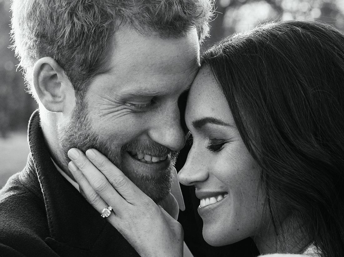 Prinz Harry mit seiner Verlobten Meghan Markle Prinz Harry mit seiner Verlobten Meghan Markle