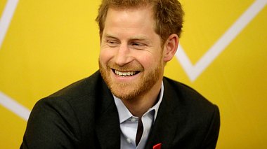 Prinz Harry ist nun offiziell verlobt. - Foto: WPA Pool  / Getty Images