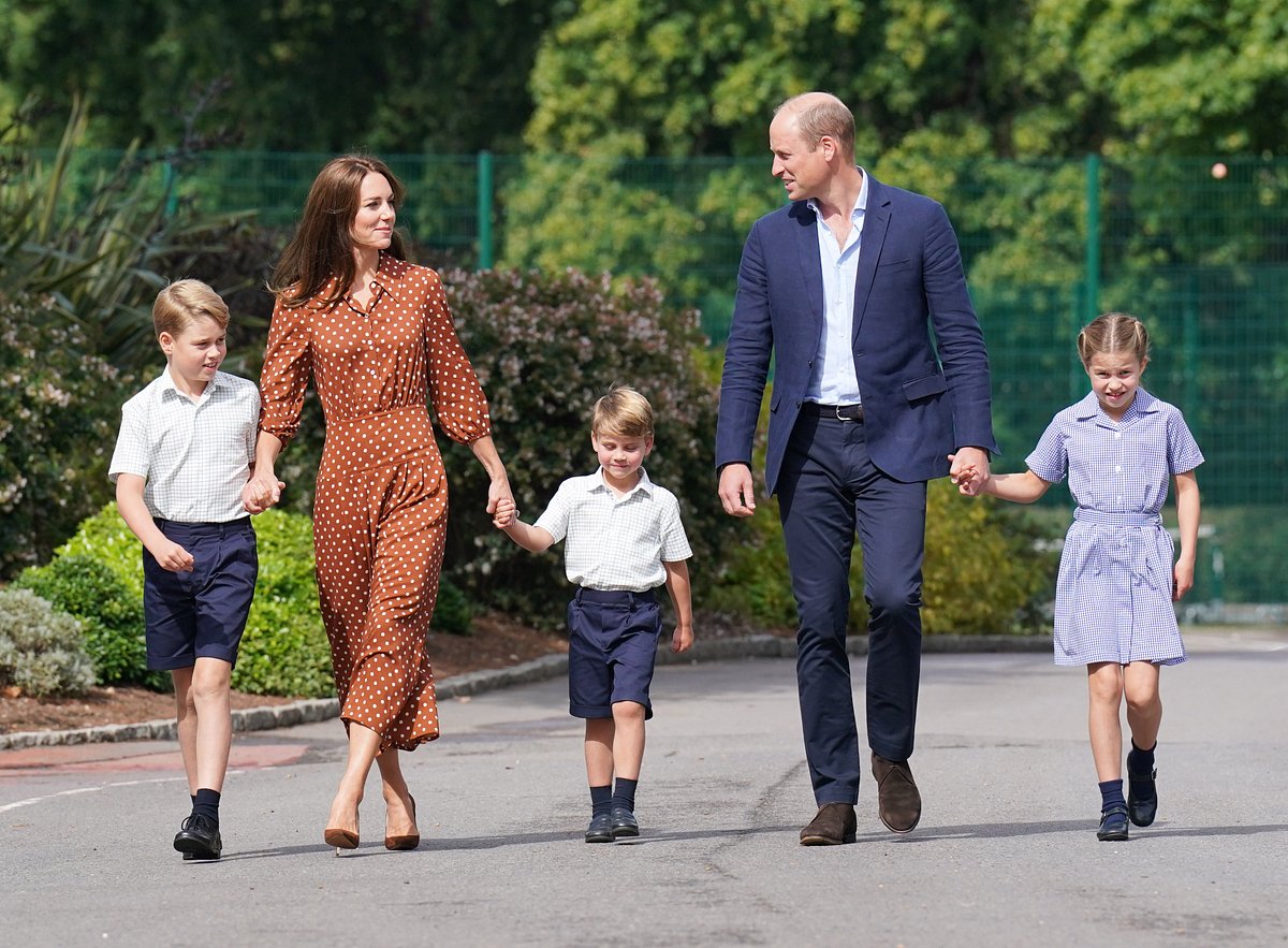 Prinz William und Kate mit ihren Kindern. 